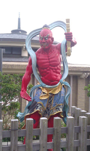 Mathieu5shrine Kami at the temple entrance