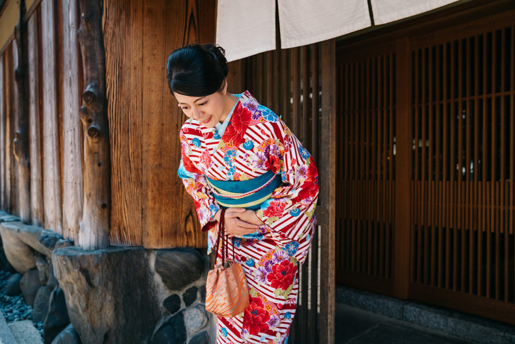 Japanese lady bowing